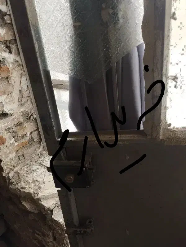 درب ماشین رو ضایعاتی|مصالح و تجهیزات ساختمان|سراوان, |دیوار