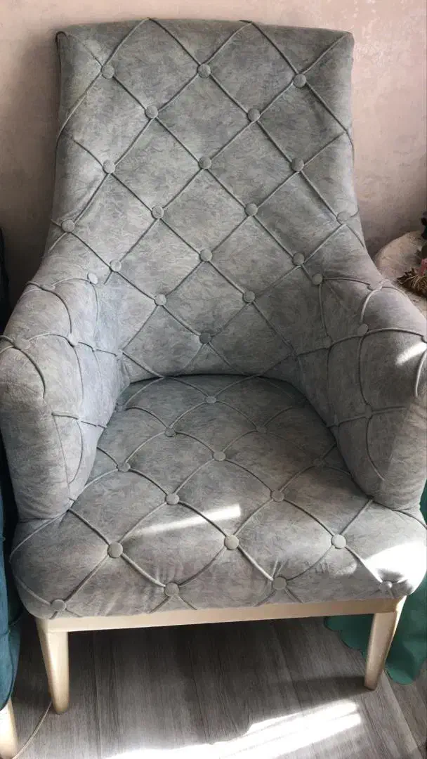 مبلمان|مبلمان خانگی و میز عسلی|اندیشه, اندیشه فاز ۳|دیوار