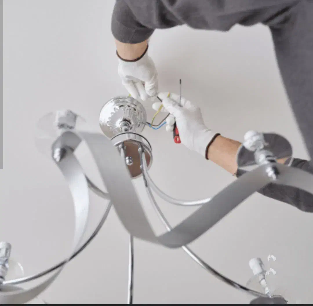 برقکار و سیم کشی ساختمانی و کلیه خدمات انجام میشود|خدمات پیشه و مهارت|مشهد, حرم مطهر رضوی|دیوار