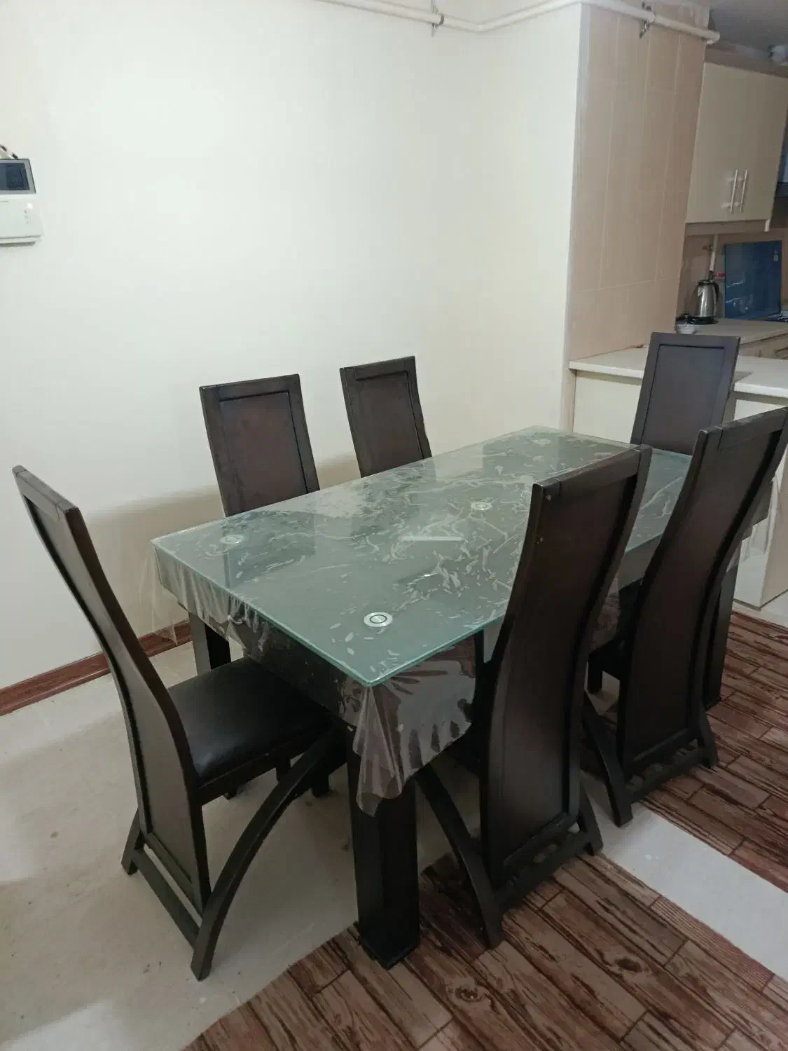 میز غذاخوری ۶نفره|میز و صندلی غذاخوری|بندر ماهشهر, |دیوار
