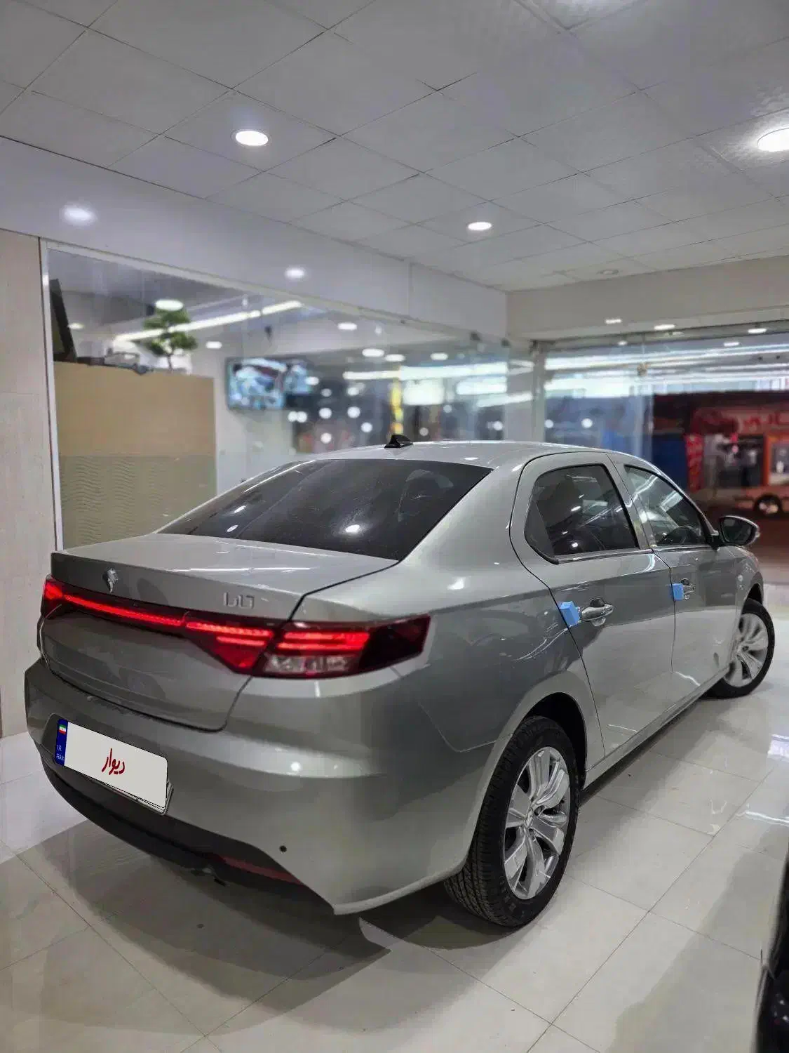 تارا اتوماتیک تازه تحویل برج ۸|خودرو سواری و وانت|بندرعباس, |دیوار