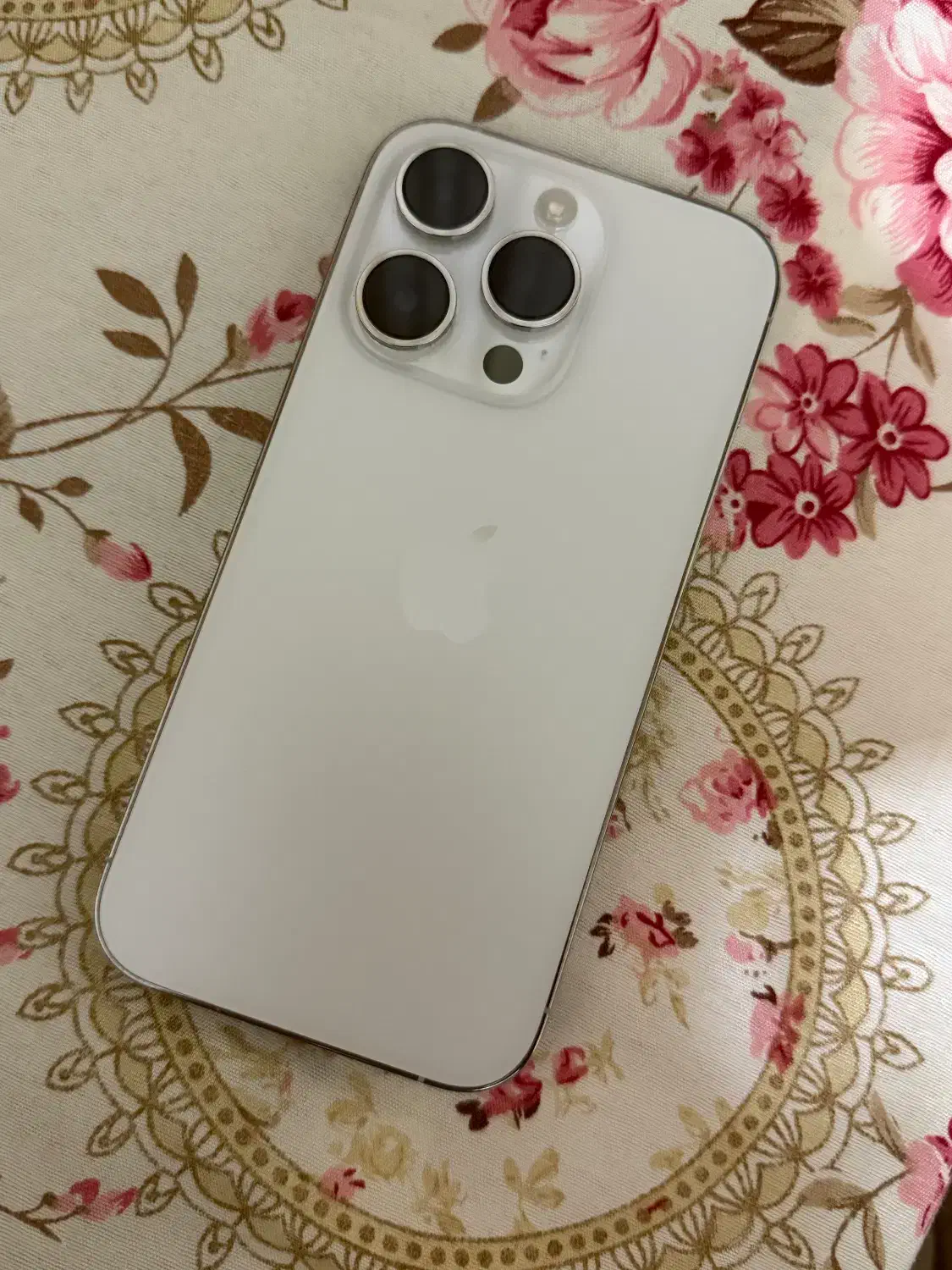 iPhone 14pro|موبایل|اهواز, سیصد دستگاه|دیوار