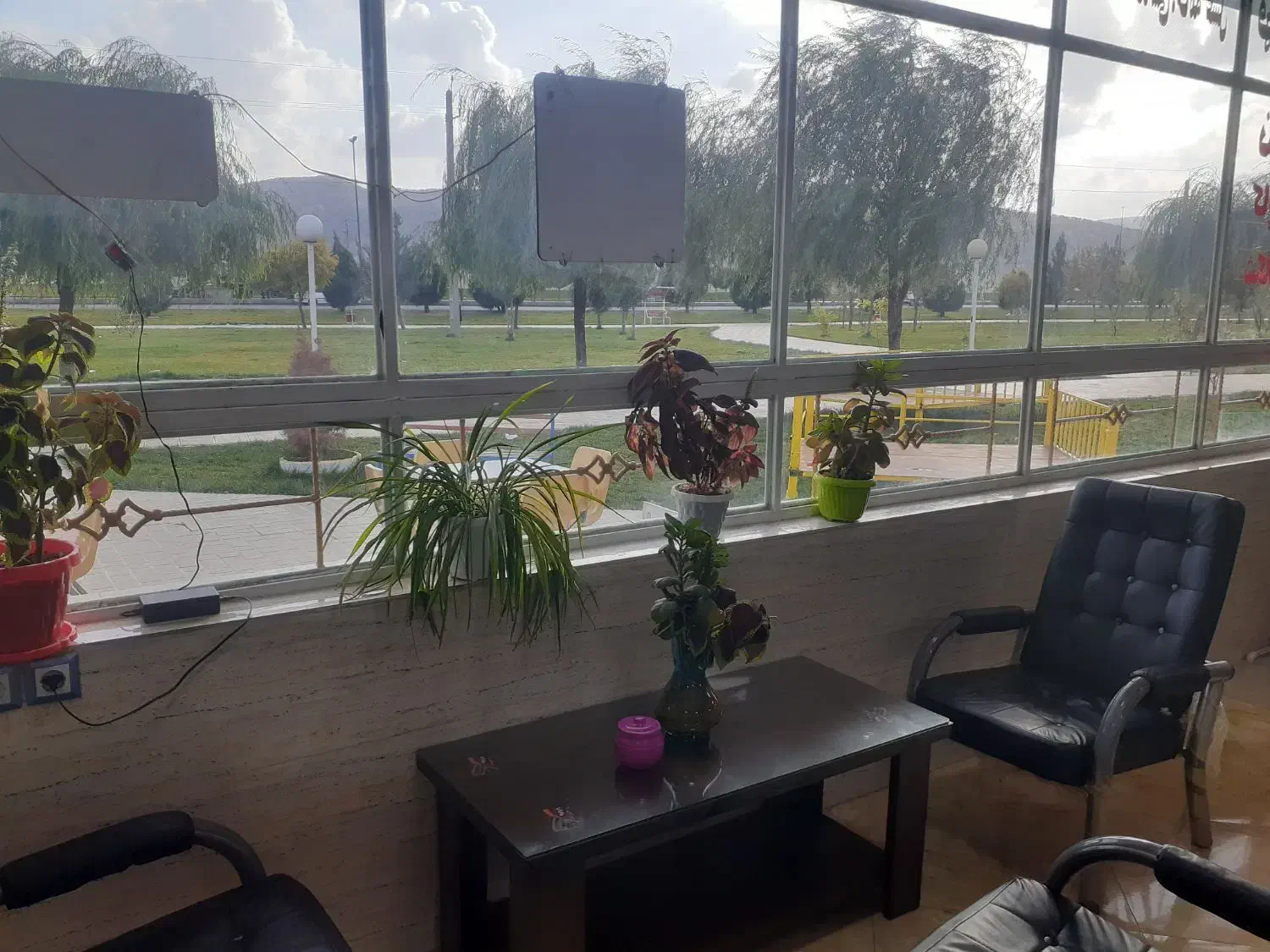 فروشنده فروشگاه|استخدام خدمات فروشگاه و رستوران|اسلامآباد غرب, |دیوار