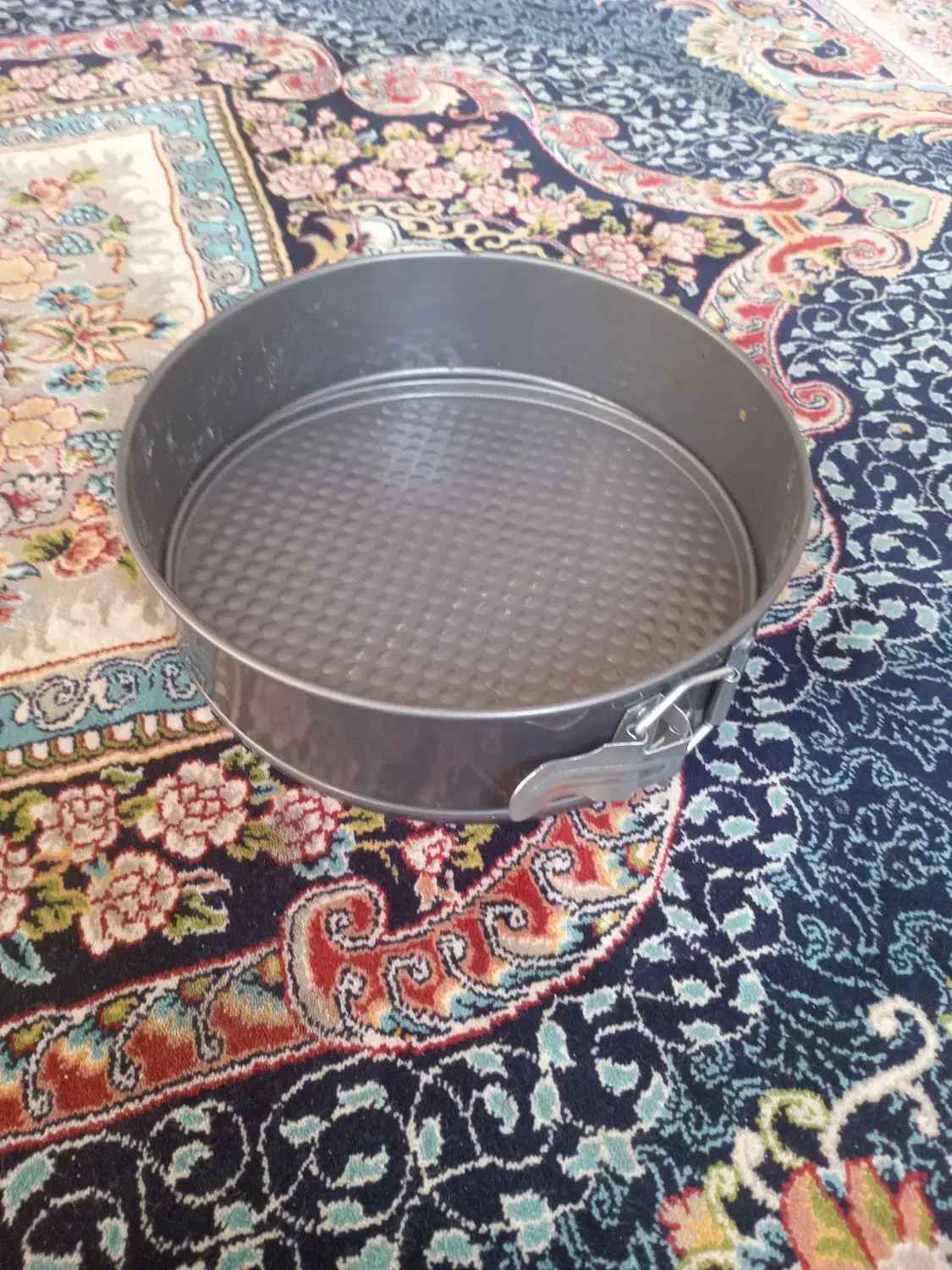 قالب کیک|ظروف پخت‌وپز|مشهد, انقلاب|دیوار