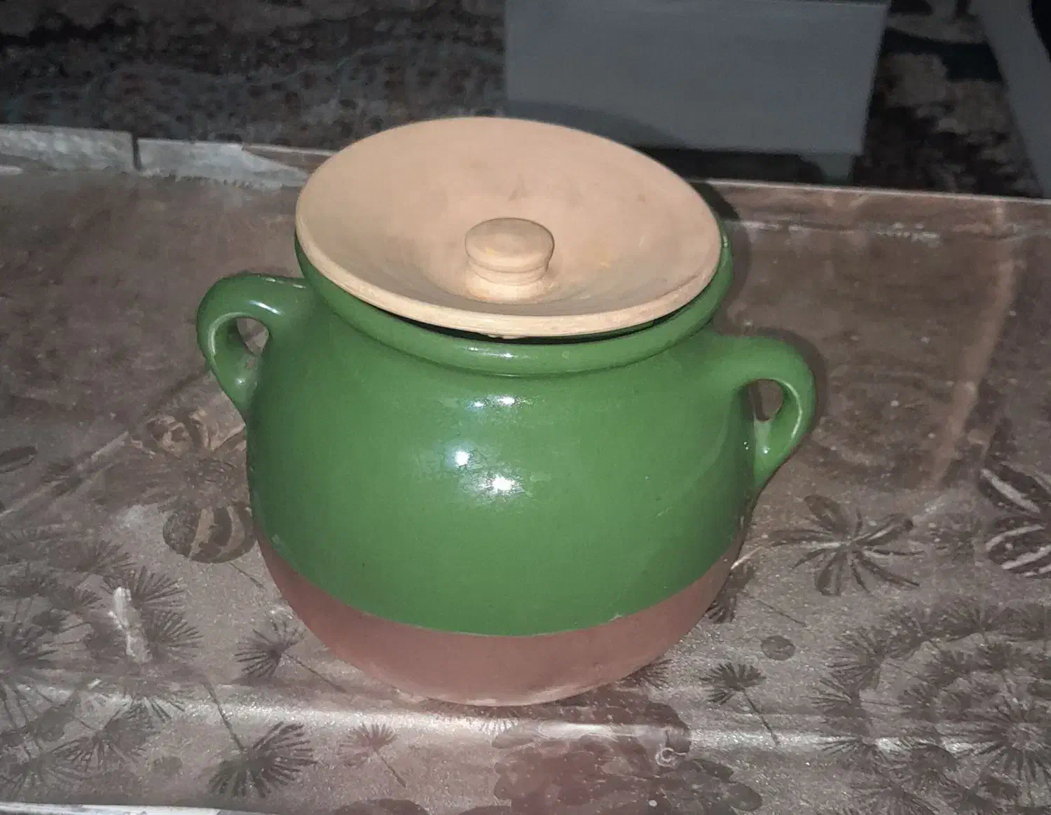 دیزی گلی|ظروف پخت‌وپز|گلپایگان, |دیوار