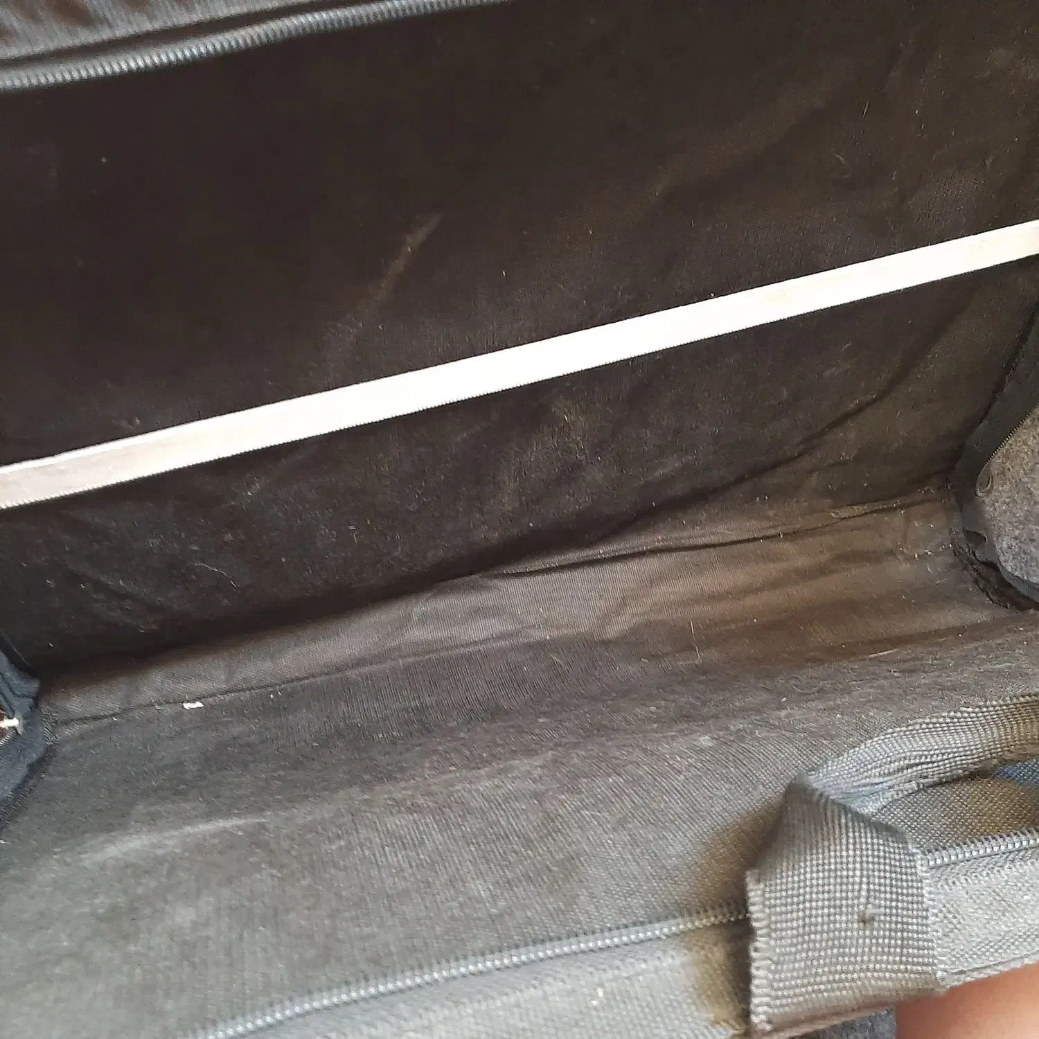 کیف|لوازم التحریر|رشت, رودبارتان|دیوار