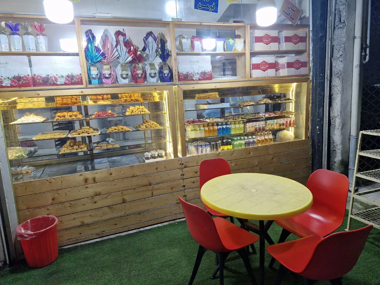 ویترین قنادی،فانتزی|فروشگاه و مغازه|تهران, جوادیه|دیوار