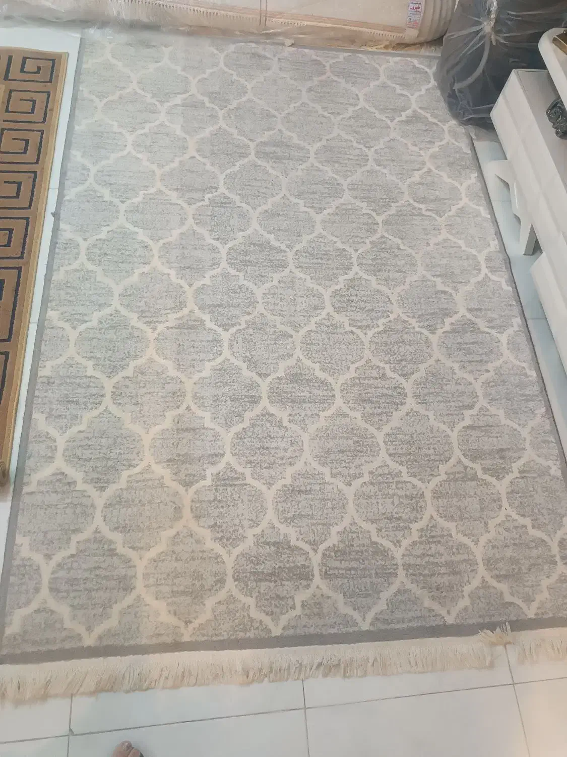 قالیچه فرشی طرح لوزی چهار متری قیمت ۲ونیم|فرش|اسلامشهر, شهرک احمدیه|دیوار