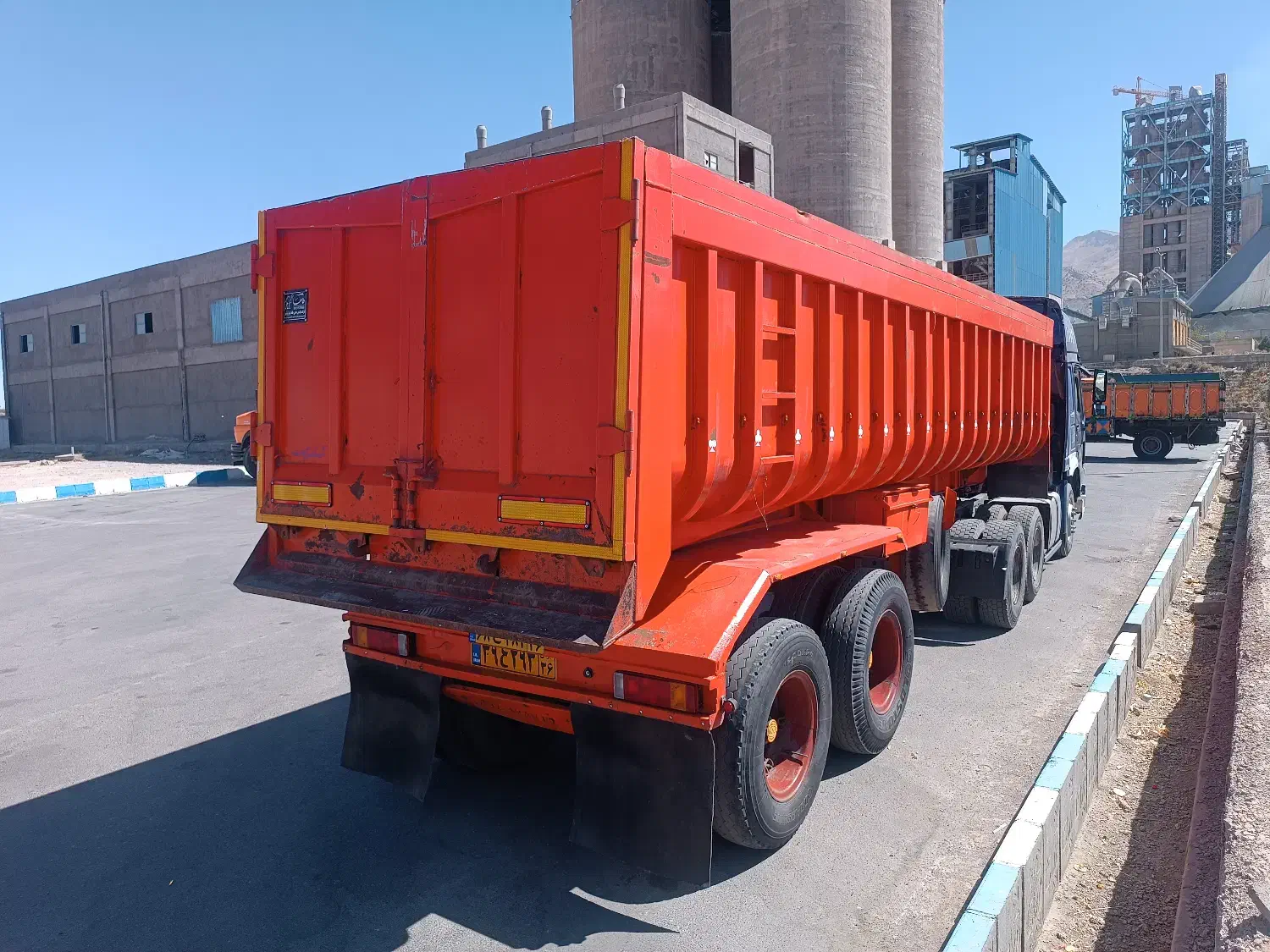 کمپرسی دو محور   کمپرس|خودرو سنگین|فریمان, |دیوار