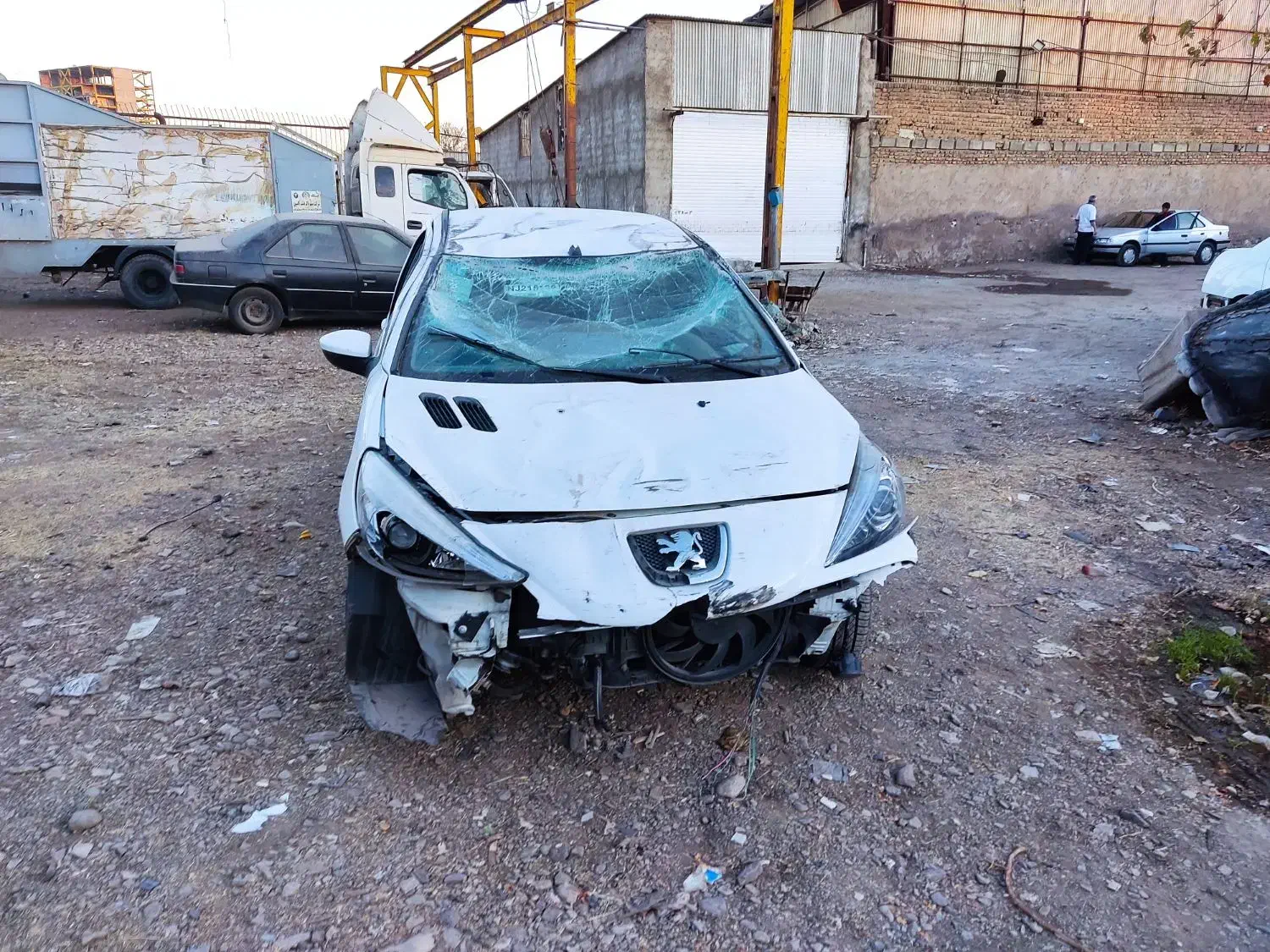 پژو 207مدل1401دنده تصادفی|خودرو سواری و وانت|تهران, شهرک آپادانا|دیوار