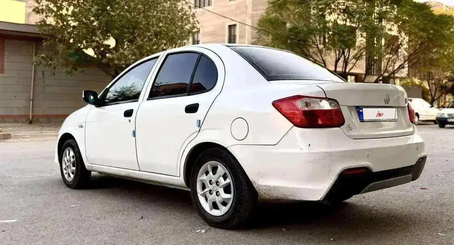 ساینا s آخر ۱۴۰۱|خودرو سواری و وانت|خرمآباد, |دیوار