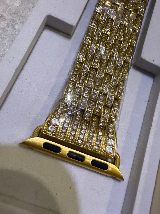 دو‌عدد بند اپل واچ طلایی نگین دار + بند سیلکونی|لوازم جانبی موبایل و تبلت|تهران, قاسم‌آباد|دیوار