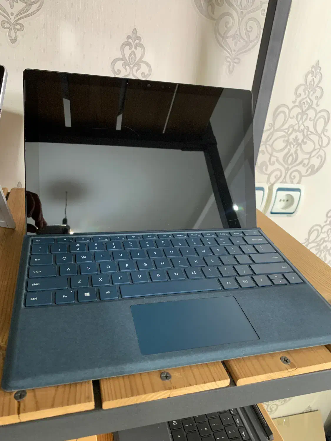 Surface pro7|رایانه همراه|اصفهان, کساره|دیوار