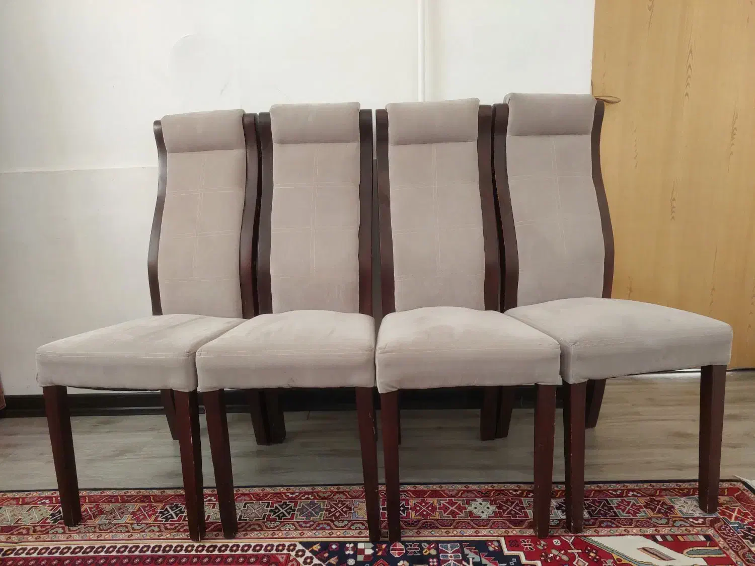 صندلی پذیرایی ناهار خوری بدون استفاده|میز و صندلی غذاخوری|فیروزآباد (فارس), |دیوار