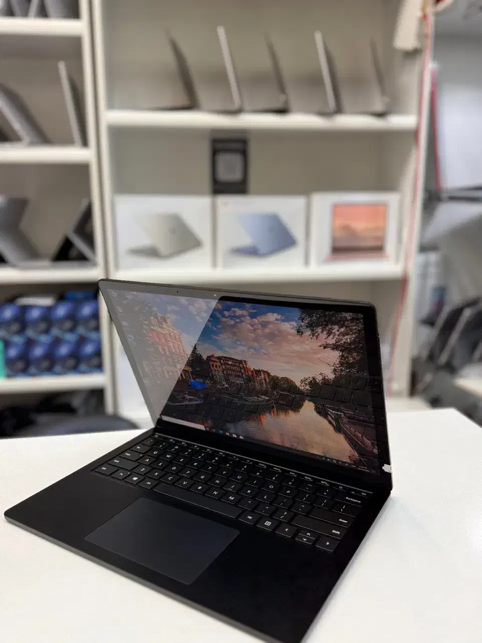 سرفیس لپتاپ۴-feLatp i//-علیاپرداز|رایانه همراه|تبریز, |دیوار