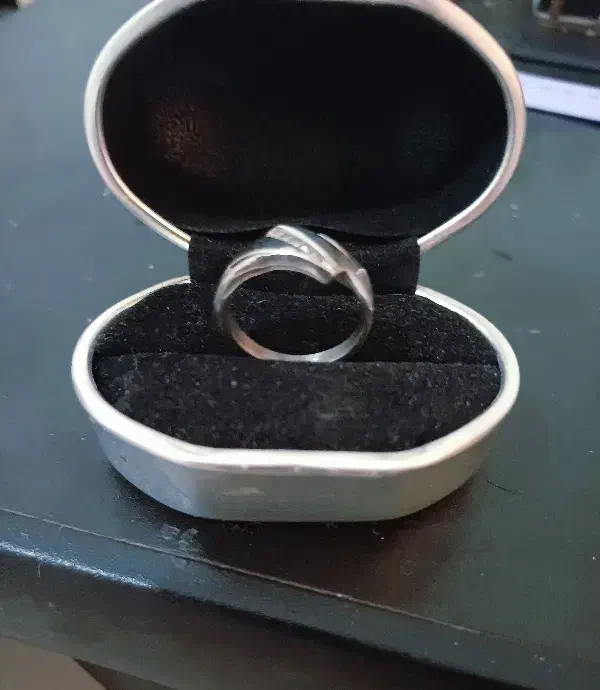 حلقه طرح طلا سفید نو|بدلیجات|فومن, |دیوار