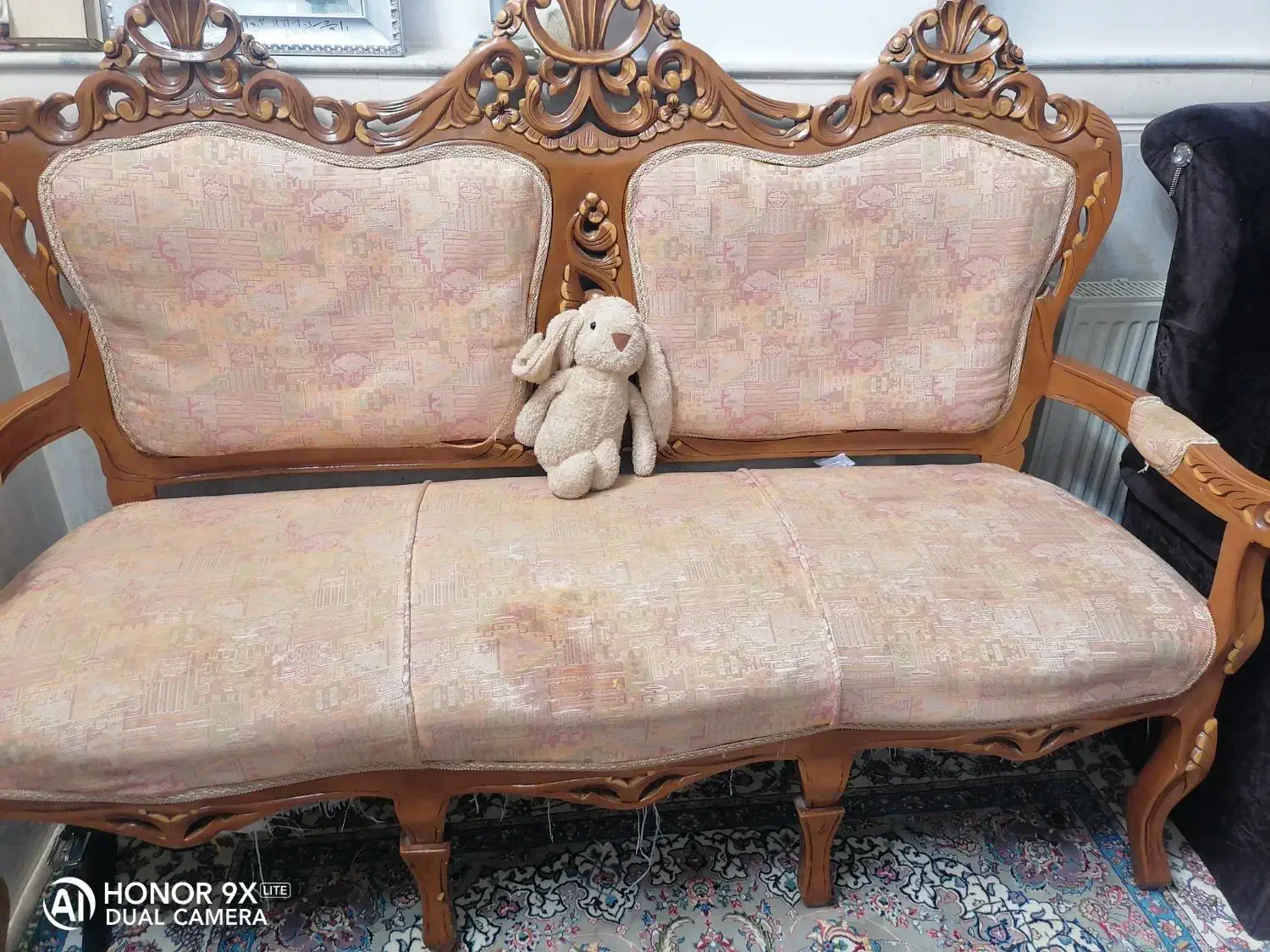 مبل سلطنتی|مبلمان خانگی و میز عسلی|قم, چهل درخت|دیوار