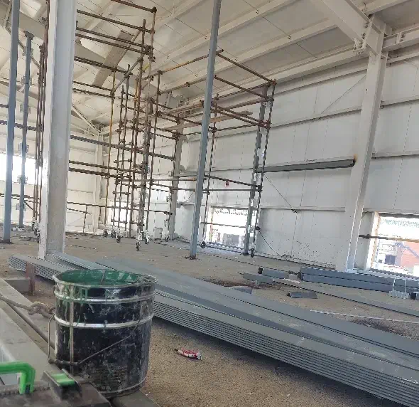 نیازمند شاگرد و وردست جوشکاری|استخدام معماری، عمران و ساختمانی|اهر, |دیوار