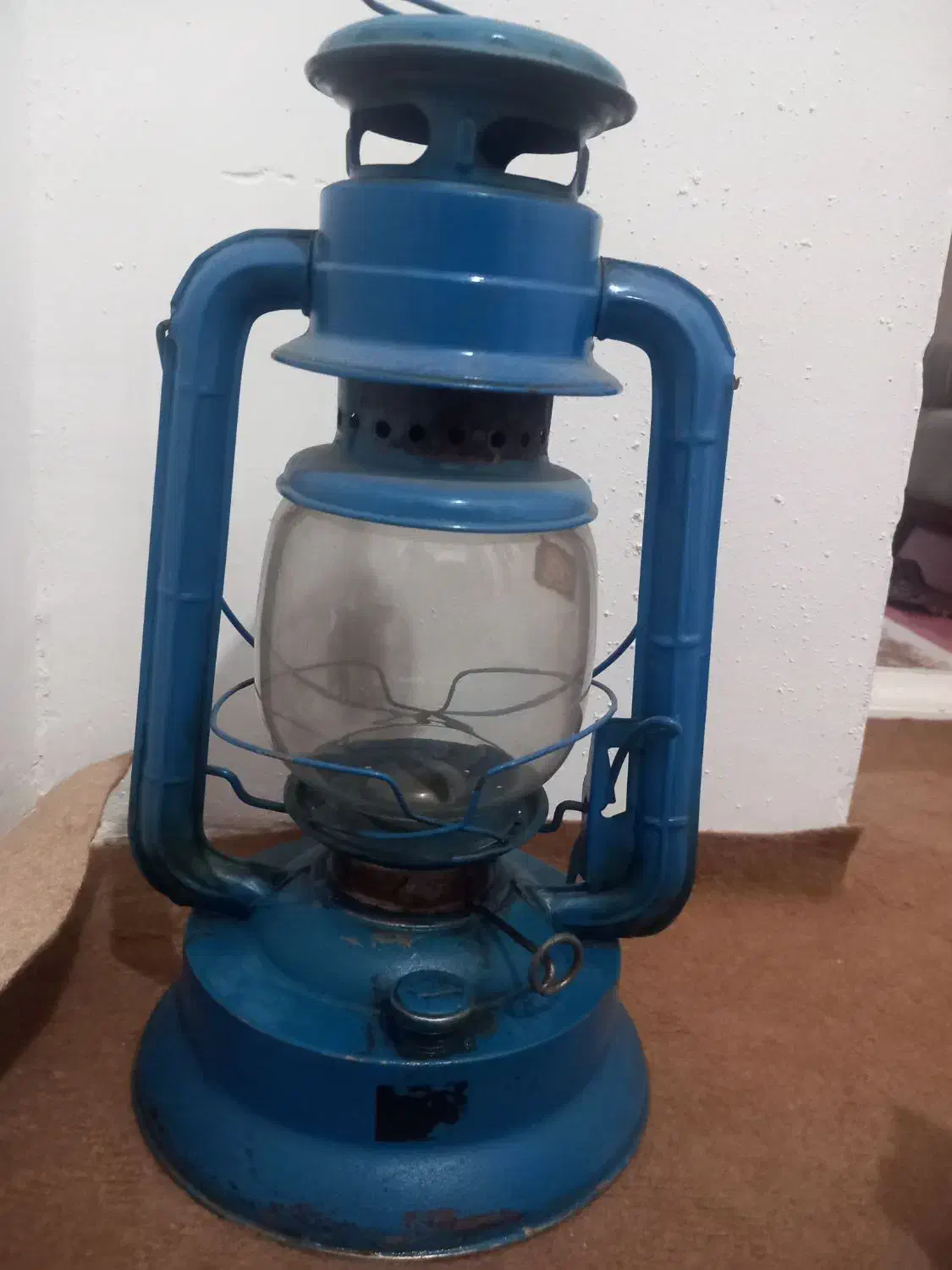 چراغ نفتی انگلیسی قدیمی کلکسیونی|کلکسیون اشیاء عتیقه|بوکان, |دیوار