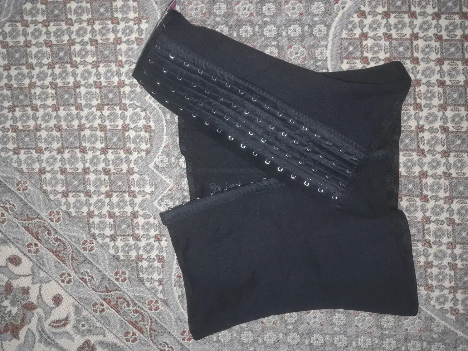 گن ساعت شنی|لباس|کرمانشاه, |دیوار