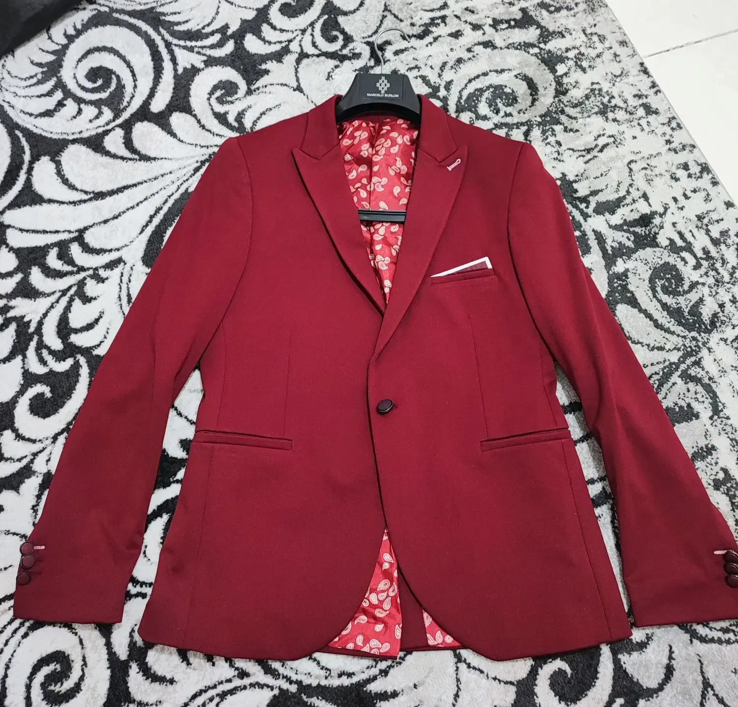 تک کت قرمز سایز 47|لباس|قشم, |دیوار