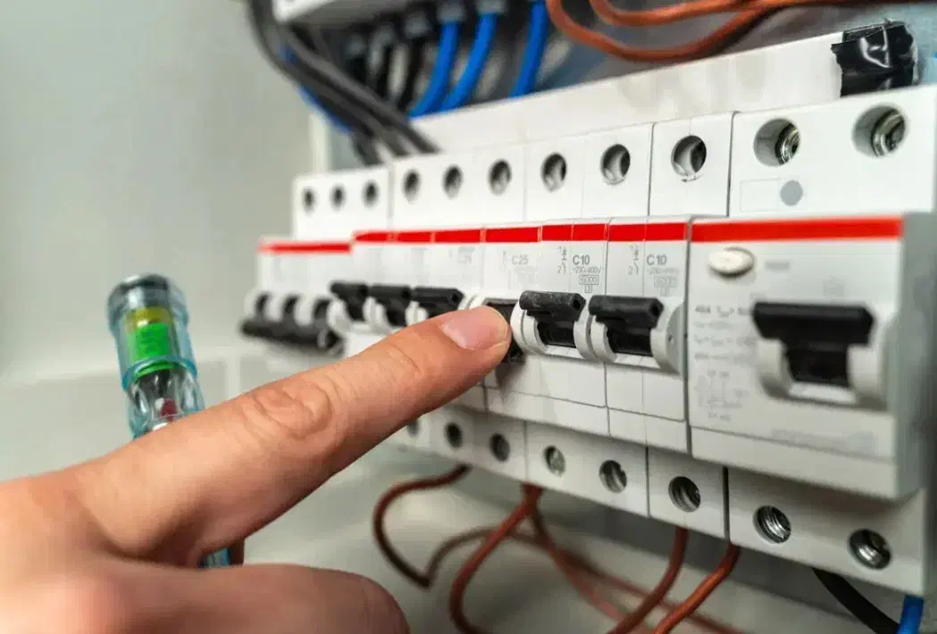 برق کار|خدمات پیشه و مهارت|رودهن, |دیوار