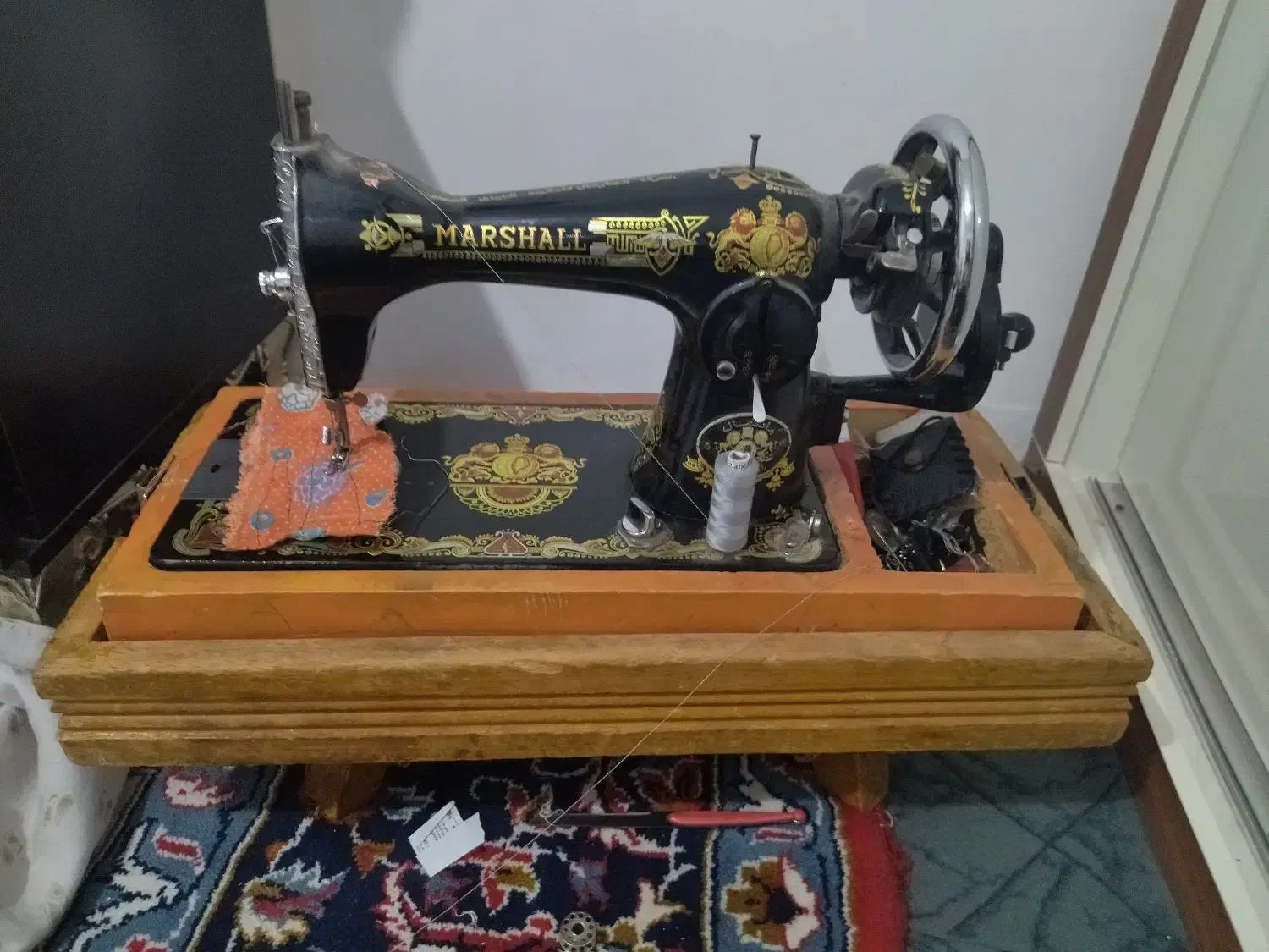 چرخ خیاطی قدیمی|چرخ خیاطی و ریسندگی|اهر, |دیوار