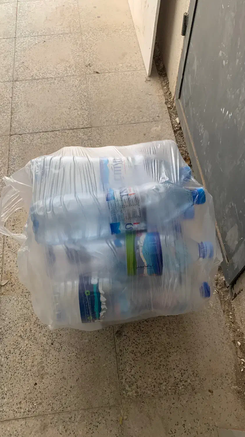 پلاستیک بطری اب معدنی|ظروف نگهدارنده، پلاستیکی، یک‌بارمصرف|ری, دولت‌آباد|دیوار