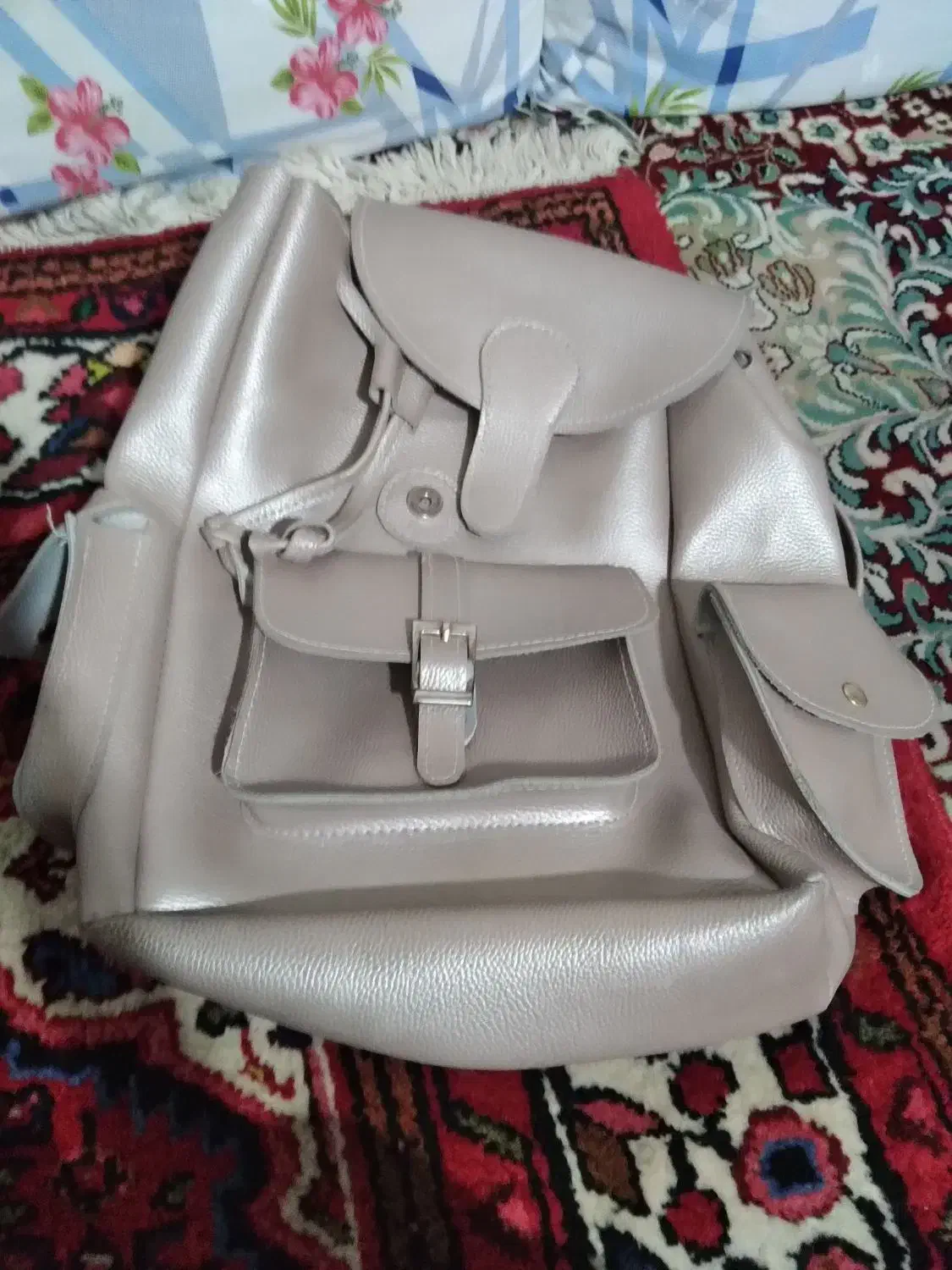 کیف مدرسه|کیف، کفش، کمربند|همدان, |دیوار