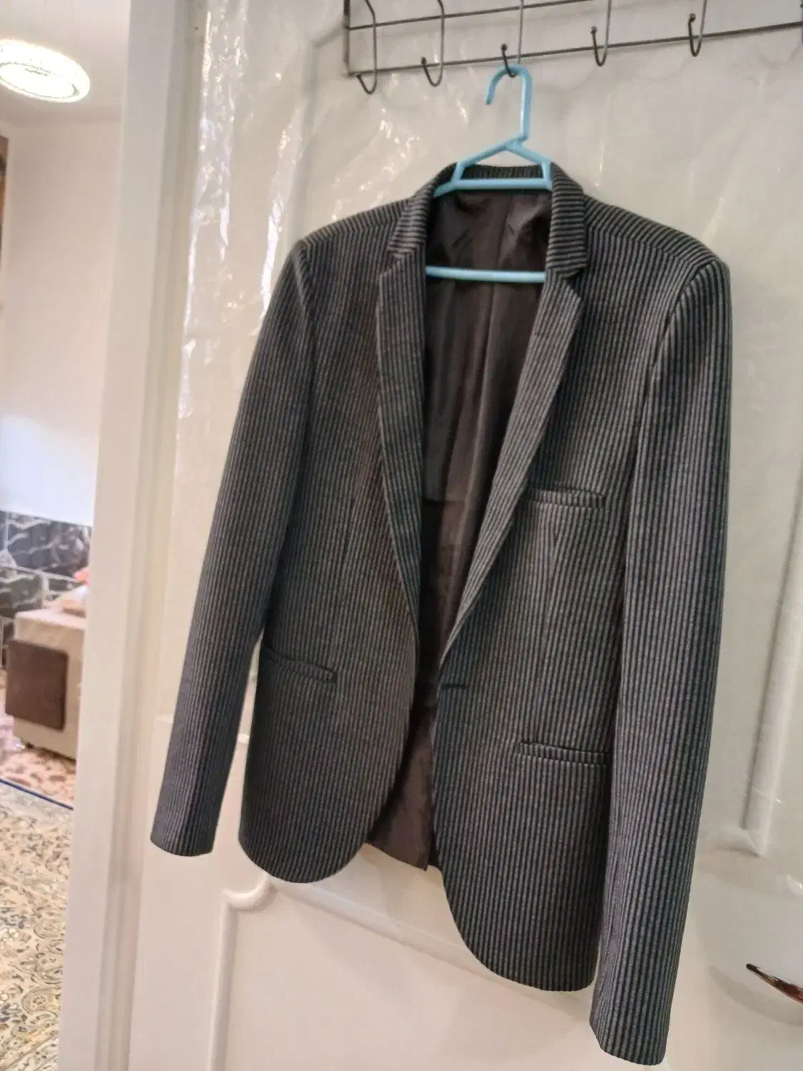 کت تک مردانه|لباس|شیراز, گچی|دیوار