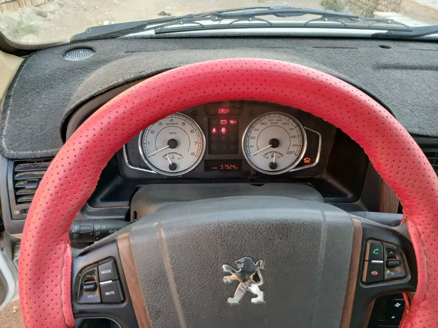 سلام ماشین پژو پارس سال 1401تمیز|خودرو سواری و وانت|ملکآباد, |دیوار