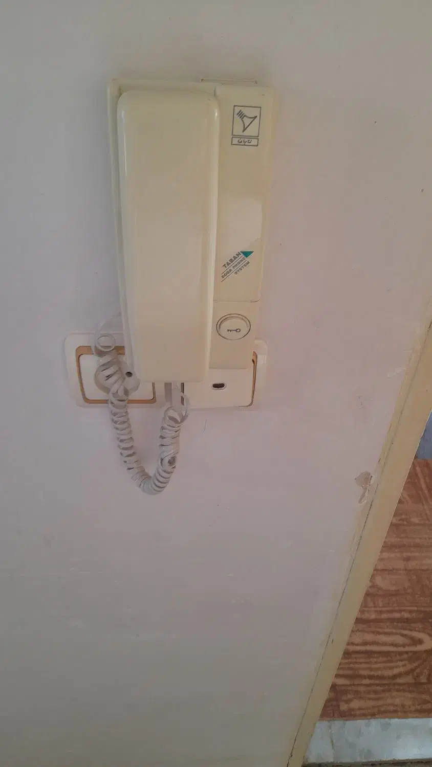 دو عدد گوشی ایفون صوتی تابان|صوتی و تصویری|اراک, |دیوار