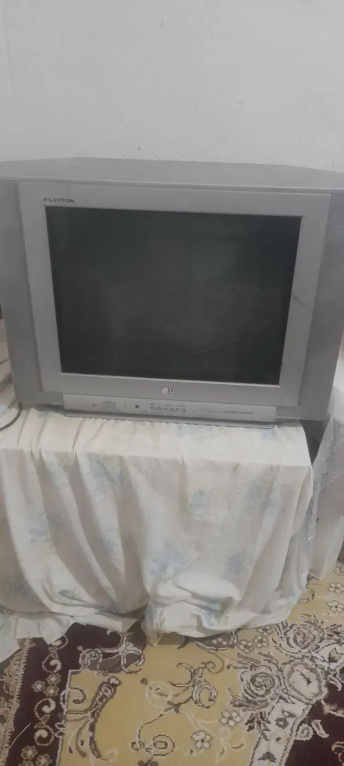 تلویزیون ۲۱ اینج الجی|تلویزیون و پروژکتور|شیراز, قلات|دیوار