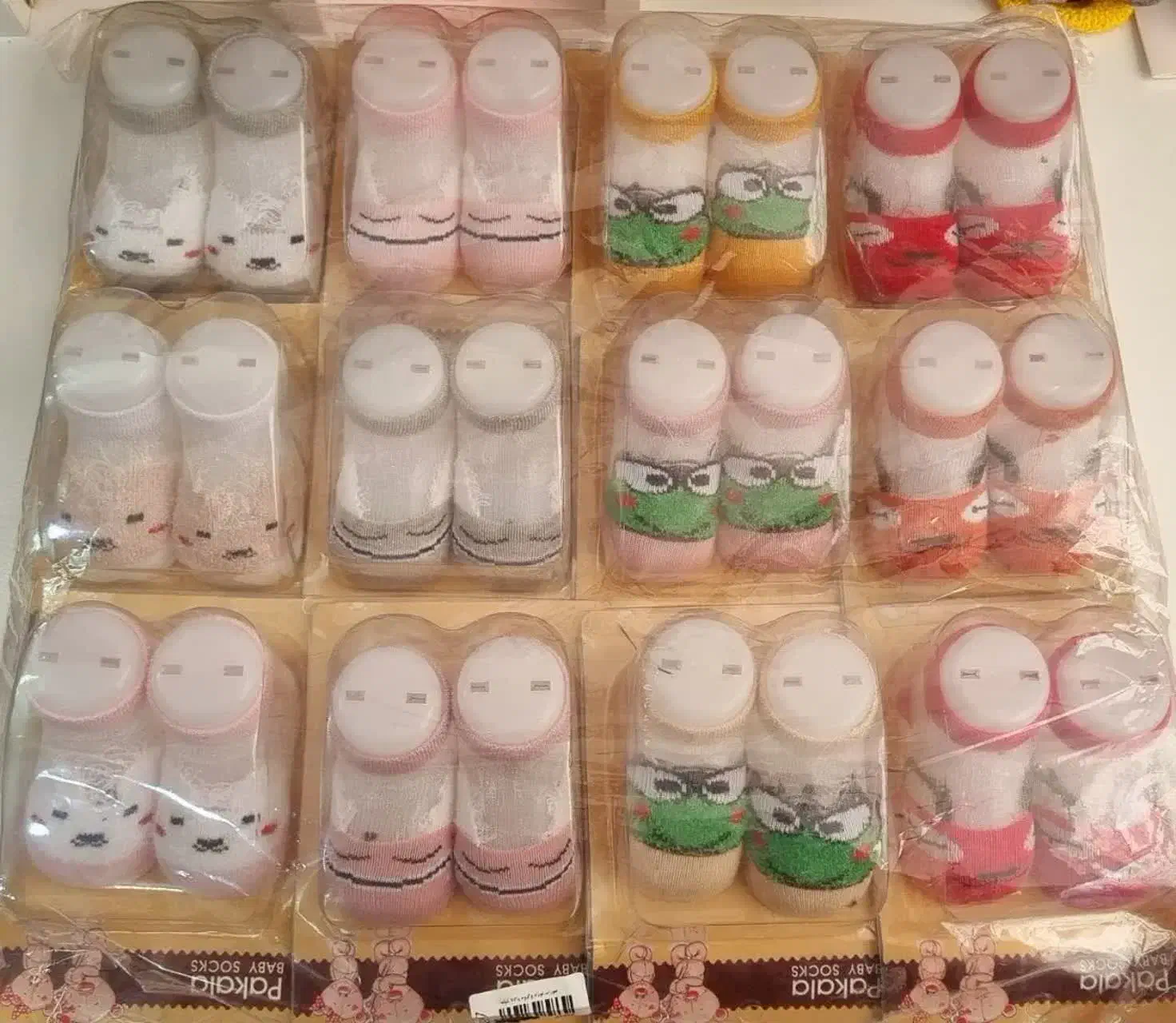 جوراب نوزادی شیشه ای|کفش و لباس بچه|مشهد, نوید|دیوار