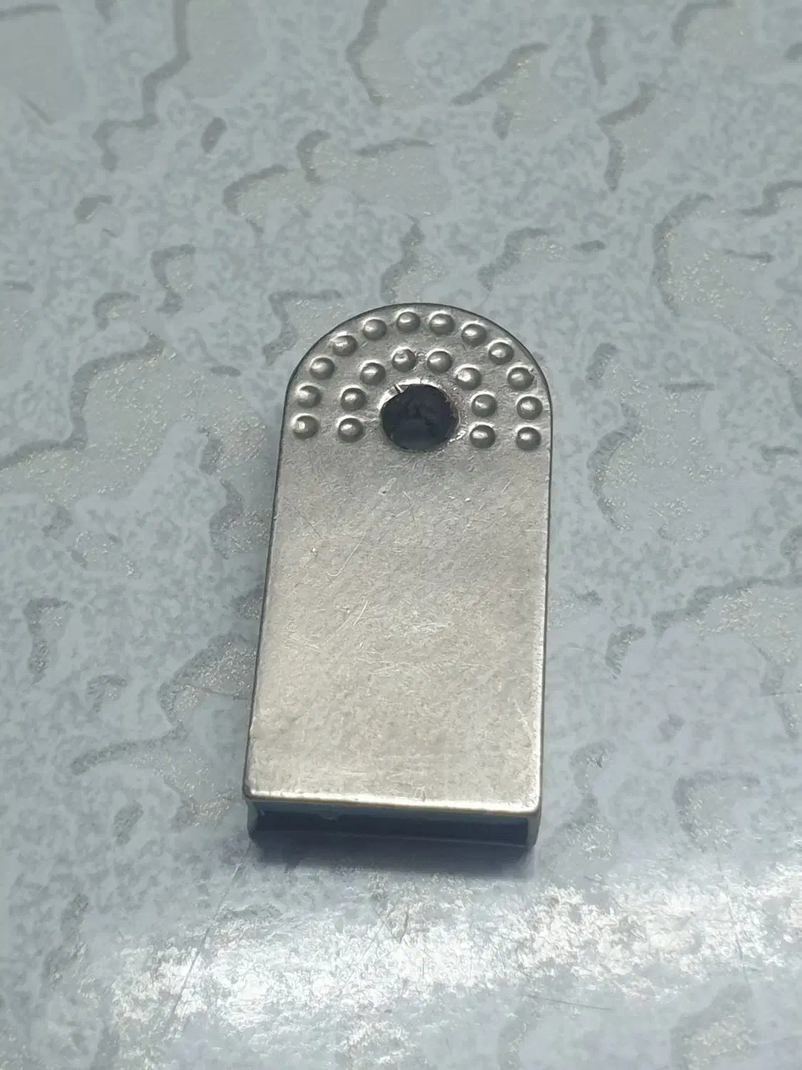 فلش ۳۲ گیگ|قطعات و لوازم جانبی رایانه|قم, علی آباد|دیوار