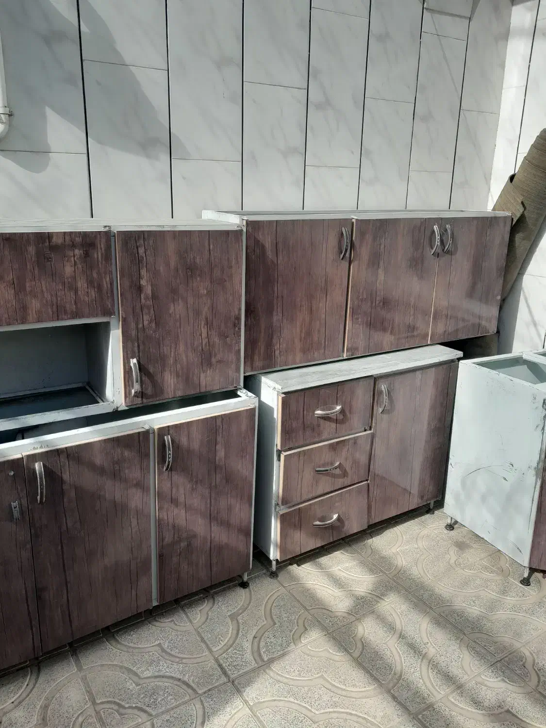 کابینت گالوانیزه|مصالح و تجهیزات ساختمان|نجف‌آباد, صالح آباد|دیوار