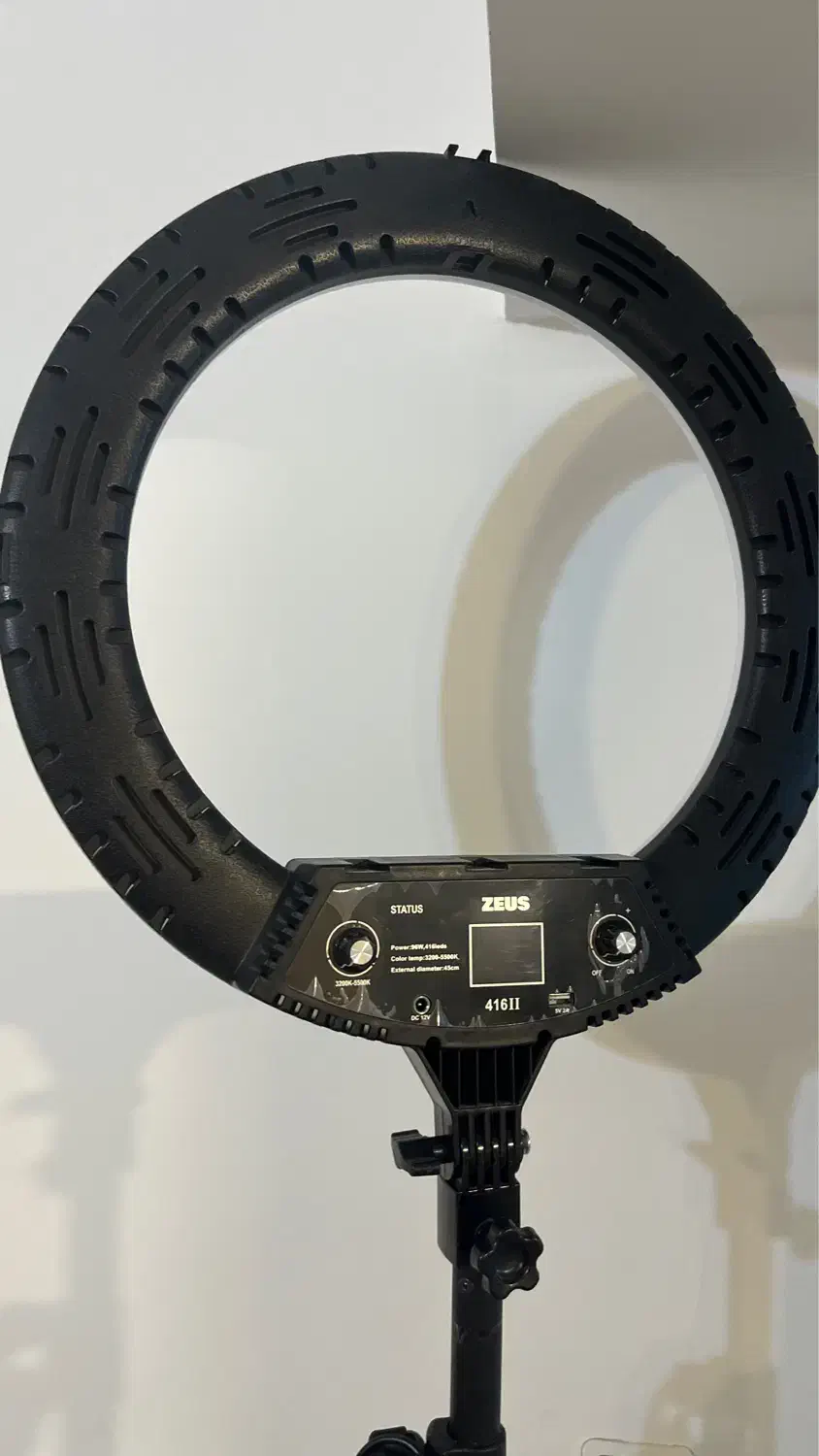 رینگ لایت و پایه|لامپ و چراغ|شیراز, قدوسی غربی|دیوار