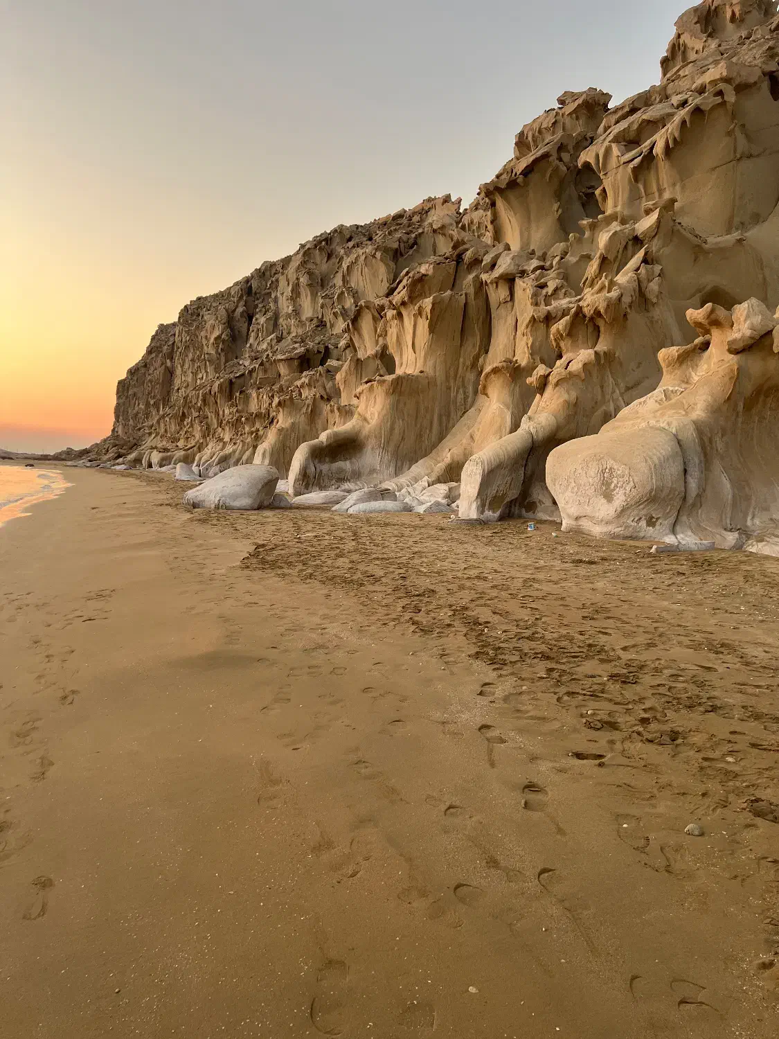 لیدر ساحل گردی و مربی دره نوردی|تور و چارتر|پارسیان, |دیوار