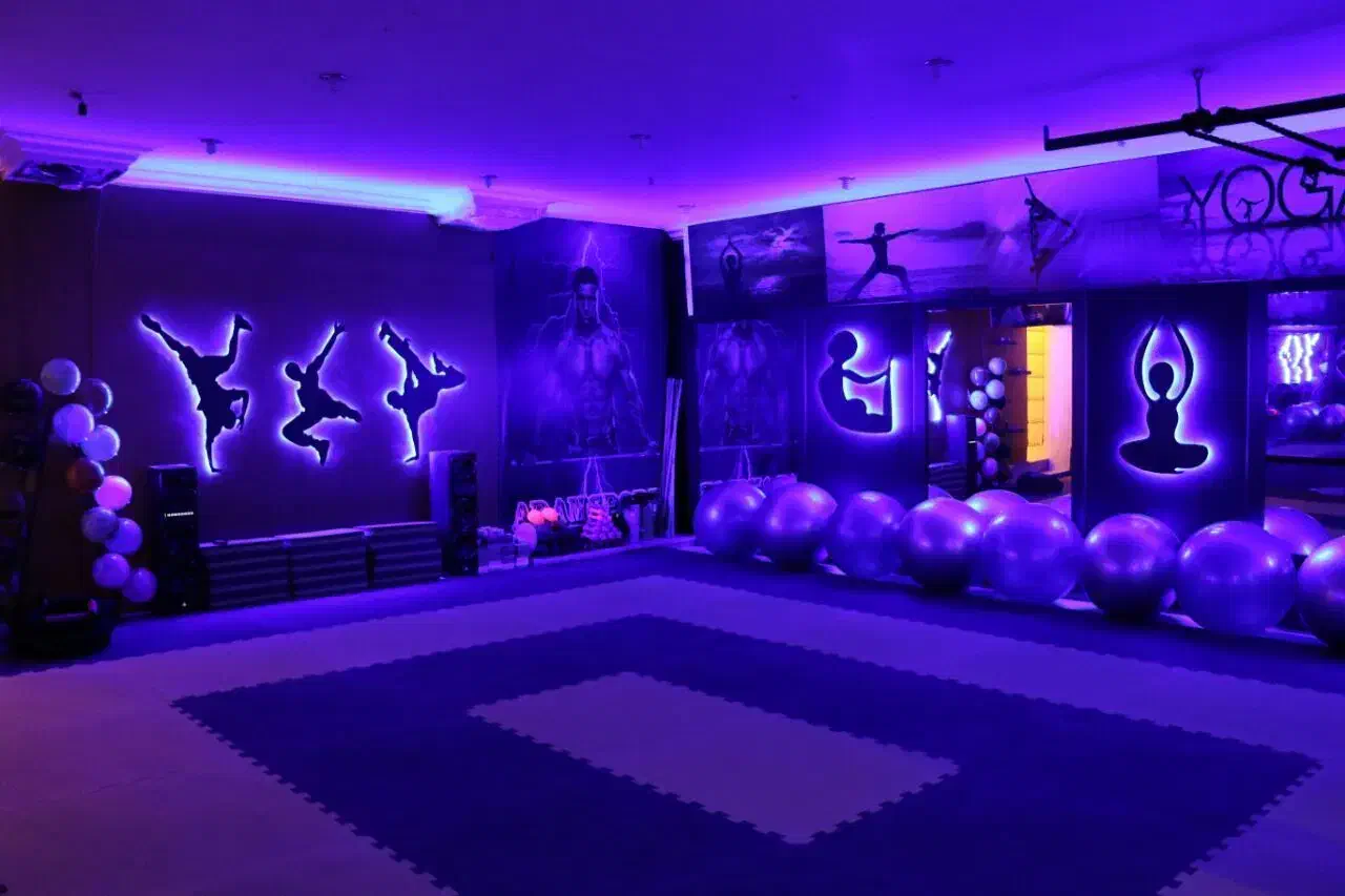 اجاره سانس باشگاه ورزشی|اجارهٔ کوتاهمدت دفتر کار و فضای آموزشی|یزد, |دیوار