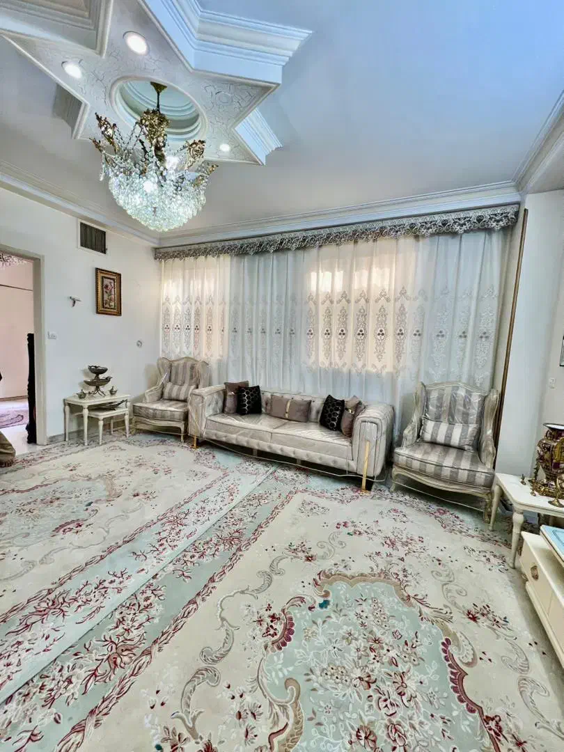 (۵۰متری نورگیر عروسک با آسانسور )|فروش آپارتمان|تهران, بلورسازی|دیوار