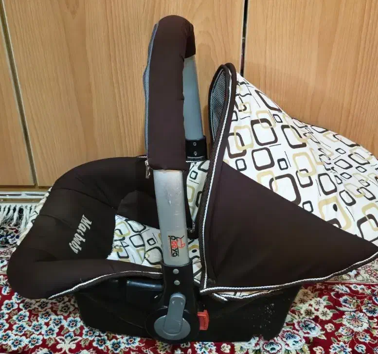 کریر|کالسکه و لوازم جانبی|یاسوج, |دیوار