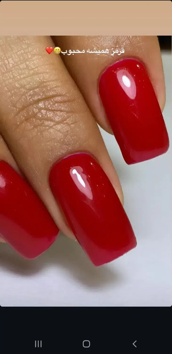 کاشت تخصصی ناخن|خدمات آرایشگری و زیبایی|قائمشهر, |دیوار