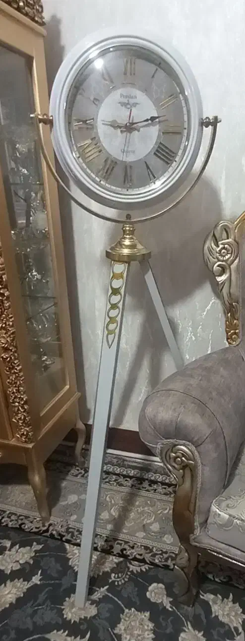 ساعت ایستاده|ساعت دیواری و تزئینی|تربت‌حیدریه, رضاشهر|دیوار