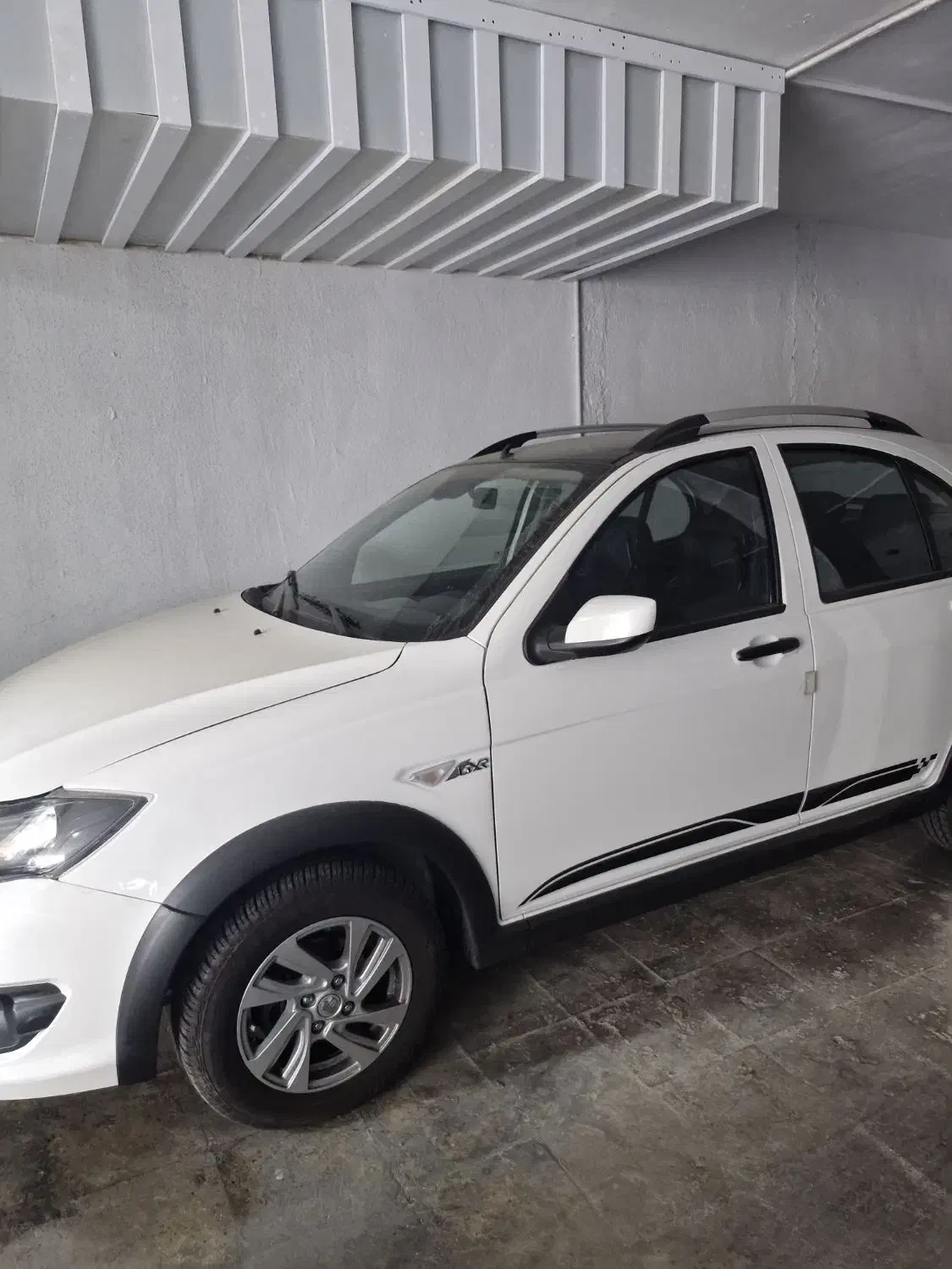 ماشین کوئیک GXR-L|خودرو سواری و وانت|تهران, آهنگران (سراسیاب دولاب)|دیوار