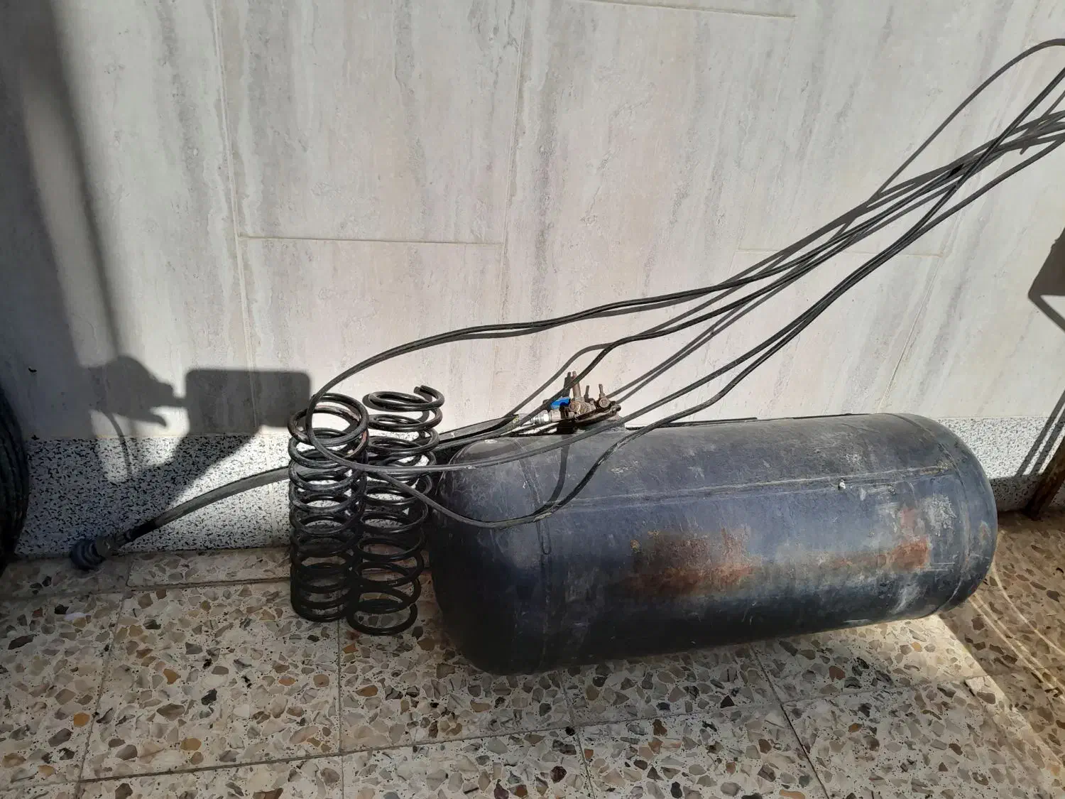 سلام یک جفت کمک فنر وبار بند پراید و کپسول گاز LPG|قطعات یدکی و لوازم جانبی|نجفآباد, باغ ملی|دیوار