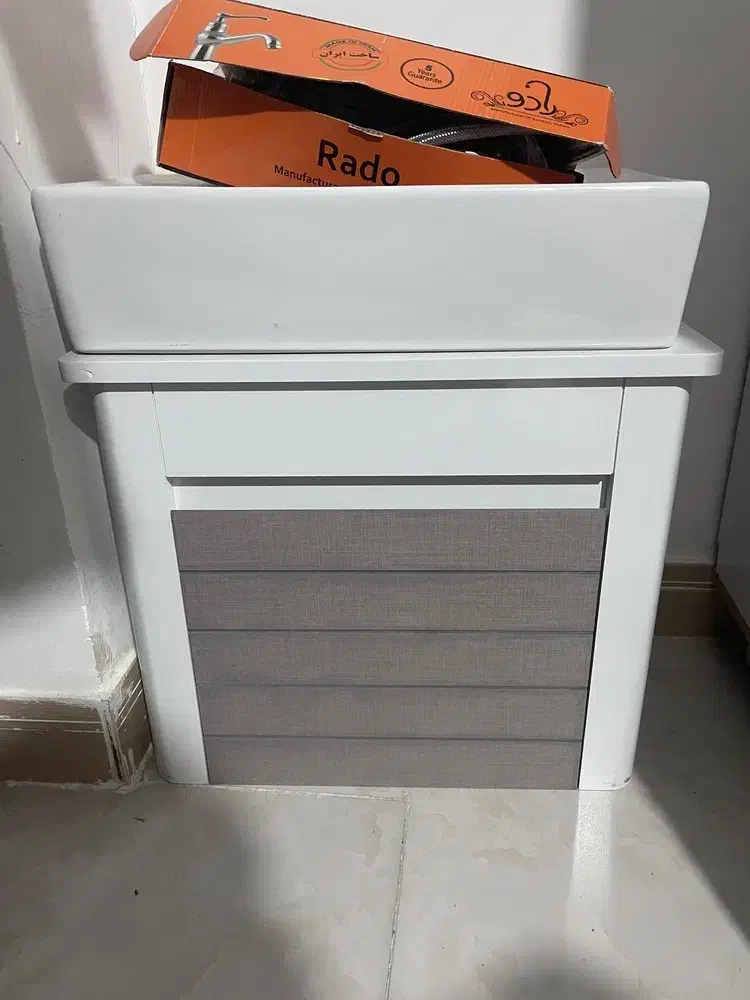 آیینه و روشویی دستشویی|لوازم سرویس بهداشتی|محمدیه-قزوین, |دیوار