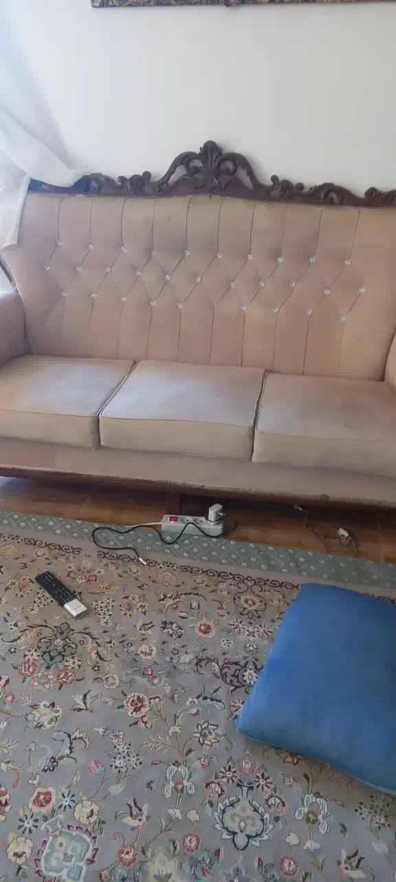 مبلمان۷ نفره بسیار تمیز و شیک|مبلمان خانگی و میز عسلی|ساوه, |دیوار