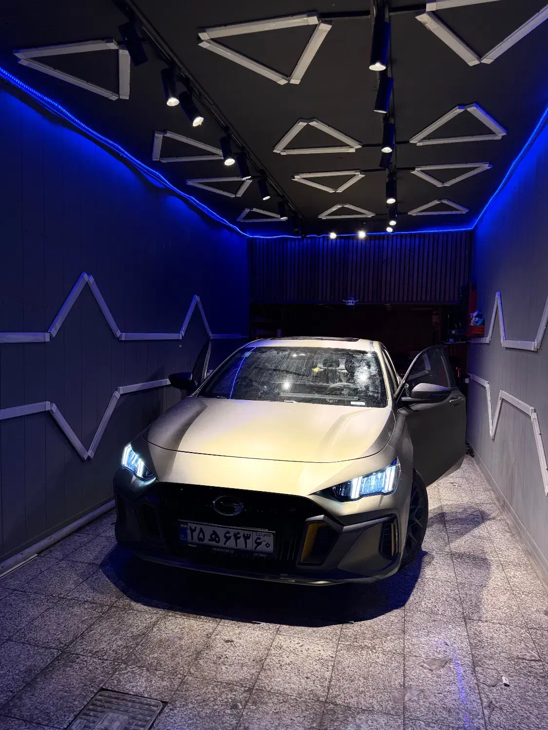 شیشه دودی(دیددرشب اورجینال)بادی خودرو فنس کاربینز|خدمات موتور و ماشین|تهران, شهرک غرب|دیوار