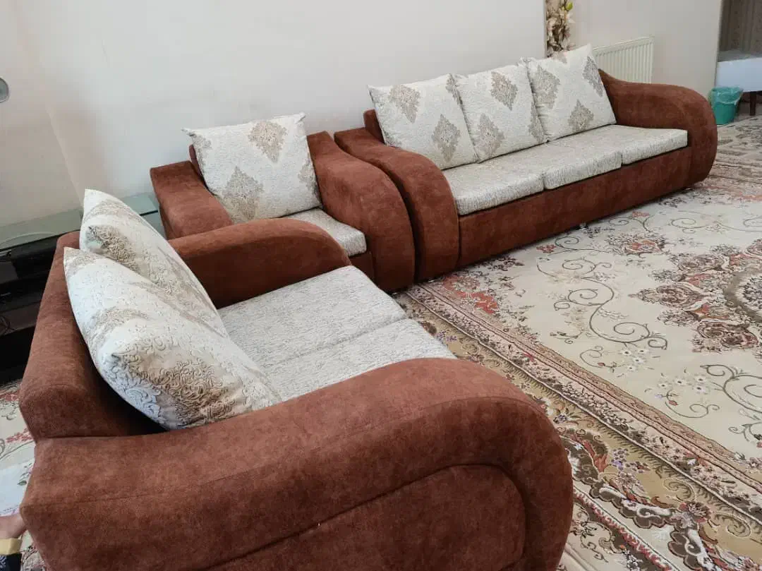 مبل هفت نفره کاملاسالم ومحکم ،قیمت 8میلیون|مبلمان خانگی و میز عسلی|شیبکوه (فارس), |دیوار