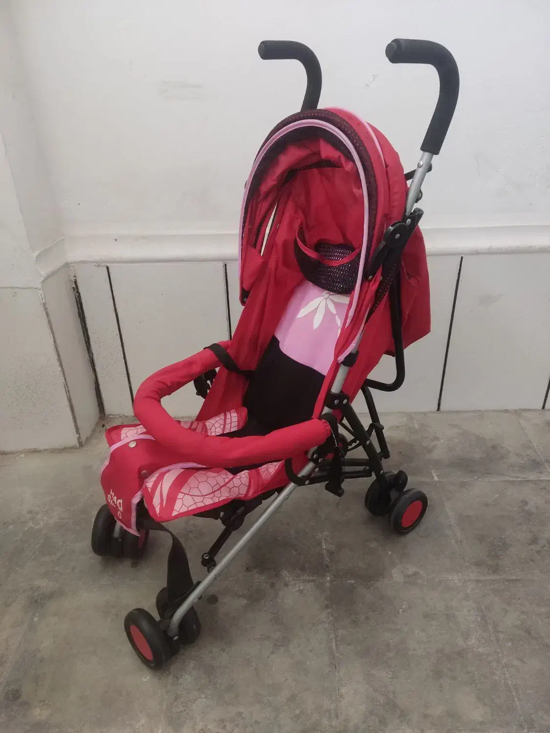 کالسکه بچه|کالسکه و لوازم جانبی|داراب, |دیوار